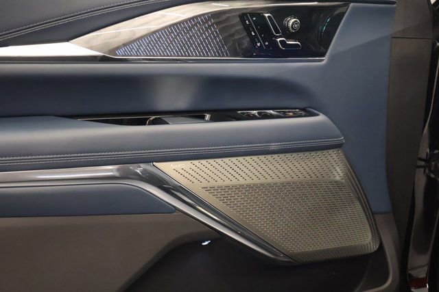 New 2026 Cadillac Escalade IQL Sport 2 w/ LPO, ONYX Package image 7