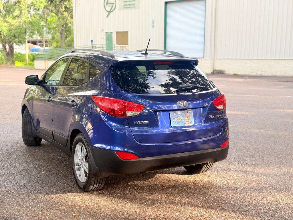 Used 2012 Hyundai Tucson GLS image 7