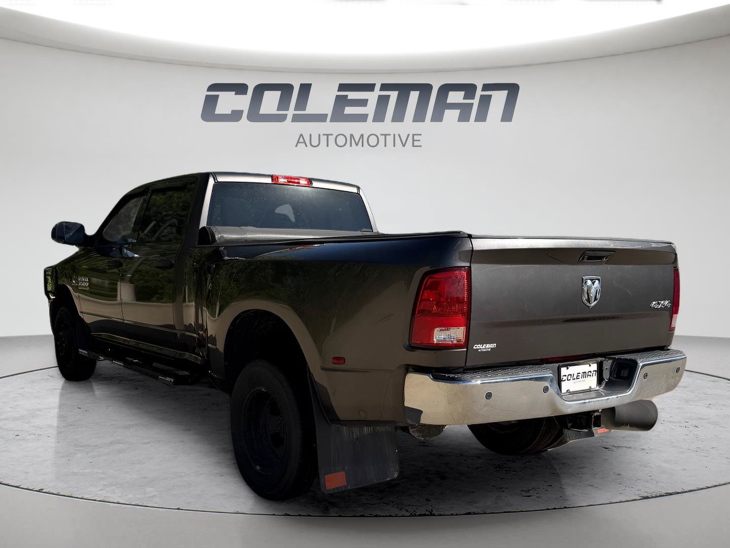 Used 2018 RAM 3500 Tradesman w/ Chrome Appearance Group AWD/4WD image 29