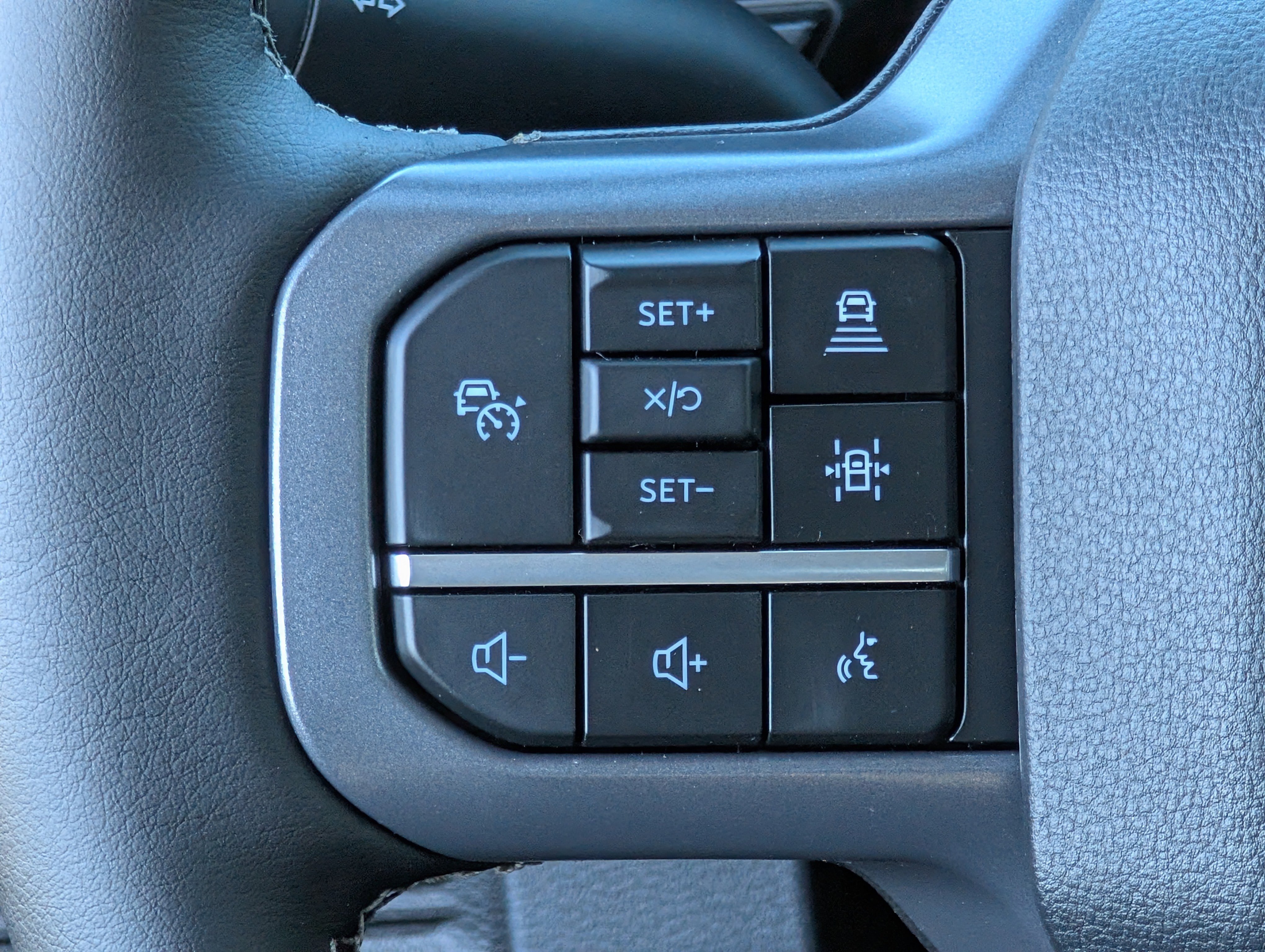 New 2026 Ford F350 Lariat image 15