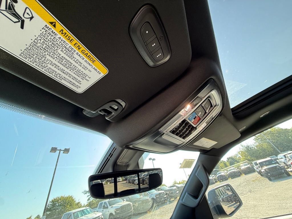New 2027 RAM 1500 Laramie w/ Night Edition AWD/4WD image 25