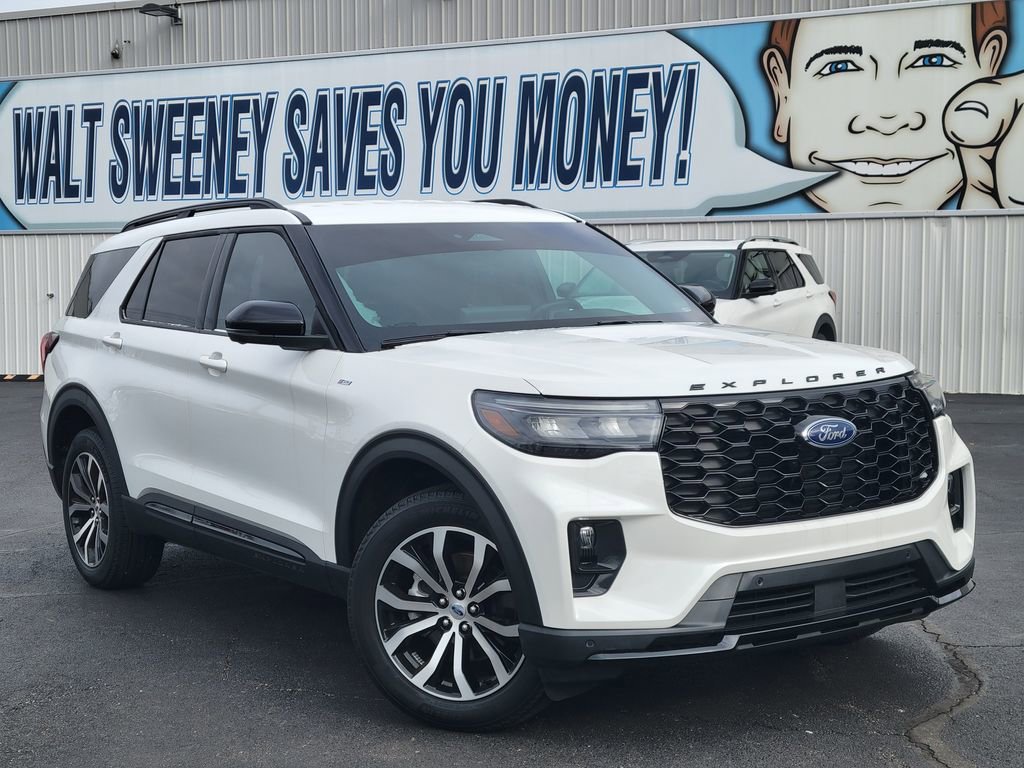 Used 2025 Ford Explorer ST-Line image 29