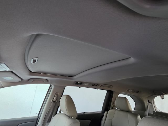 Used 2016 Honda Odyssey EX-L image 8