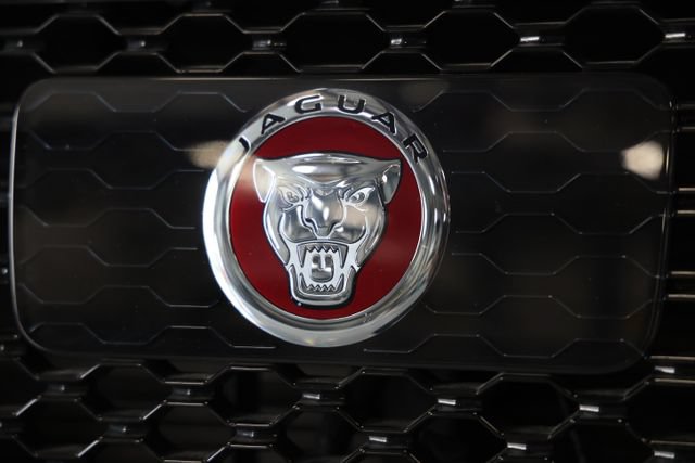Used 2020 Jaguar F-PACE S AWD/4WD image 4