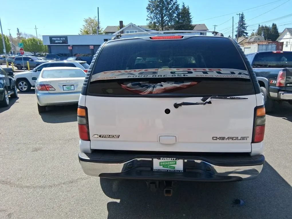 Used 2004 Chevrolet Tahoe LT w/ LT Preferred Equipment Group AWD/4WD image 6