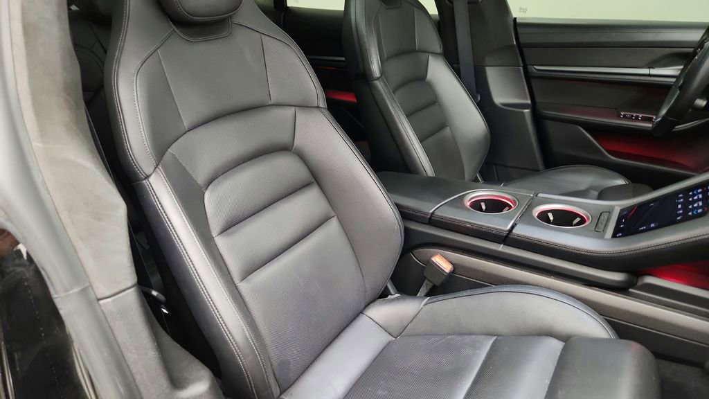 Used 2022 Porsche Taycan Turbo S image 52