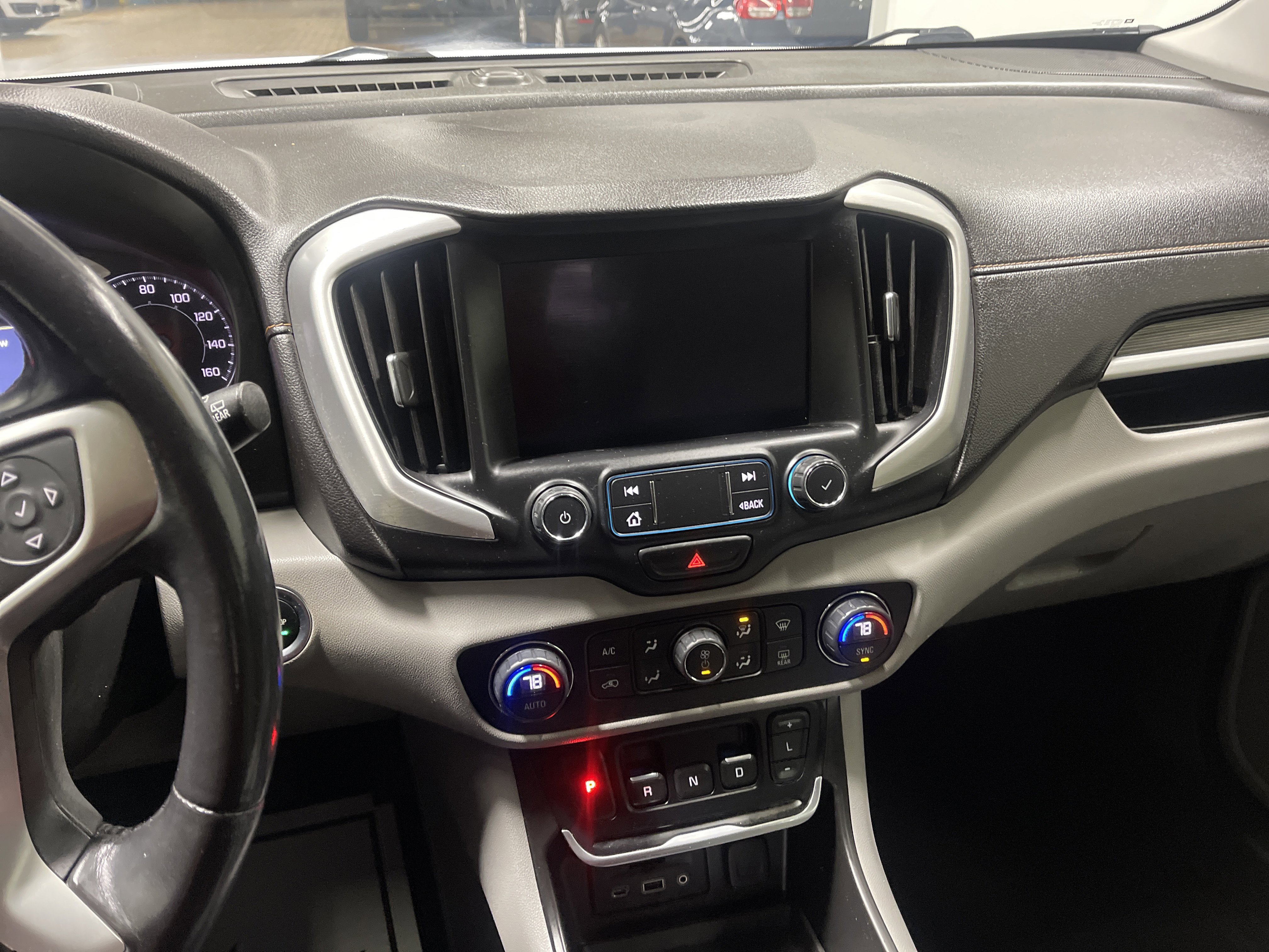 Used 2020 GMC Terrain SLT image 30