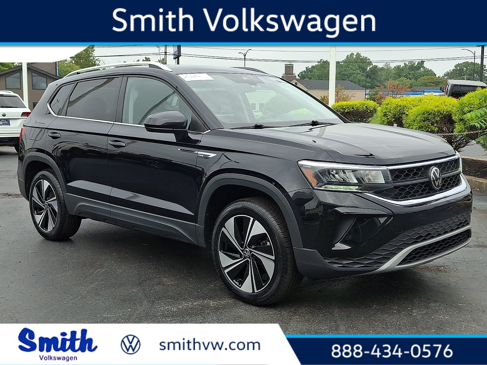 Certified 2024 Volkswagen Taos SE w/ Taos Adventure Package (SXB) AWD/4WD image 1