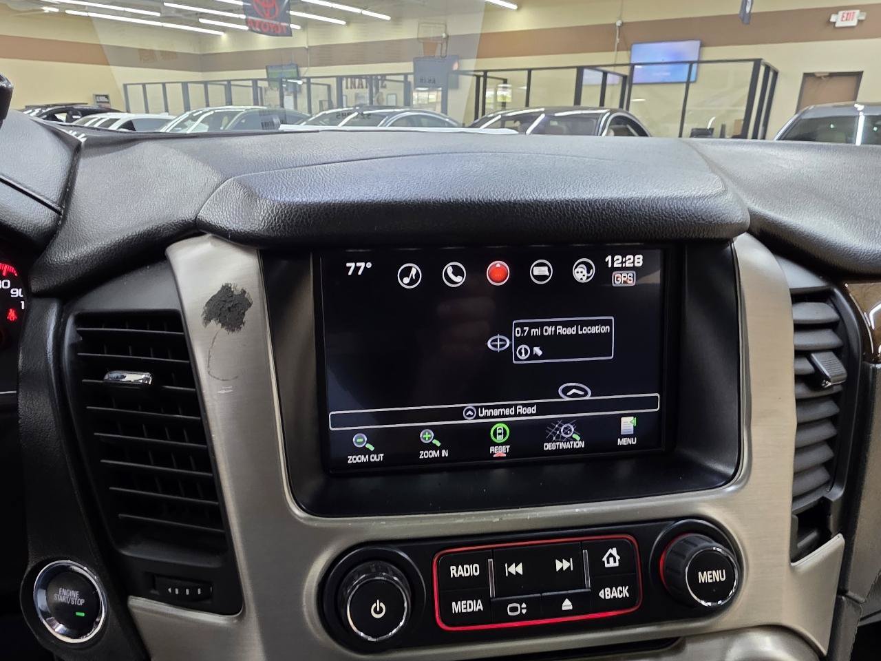 Used 2016 GMC Yukon XL Denali w/ Open Road Package AWD/4WD image 34