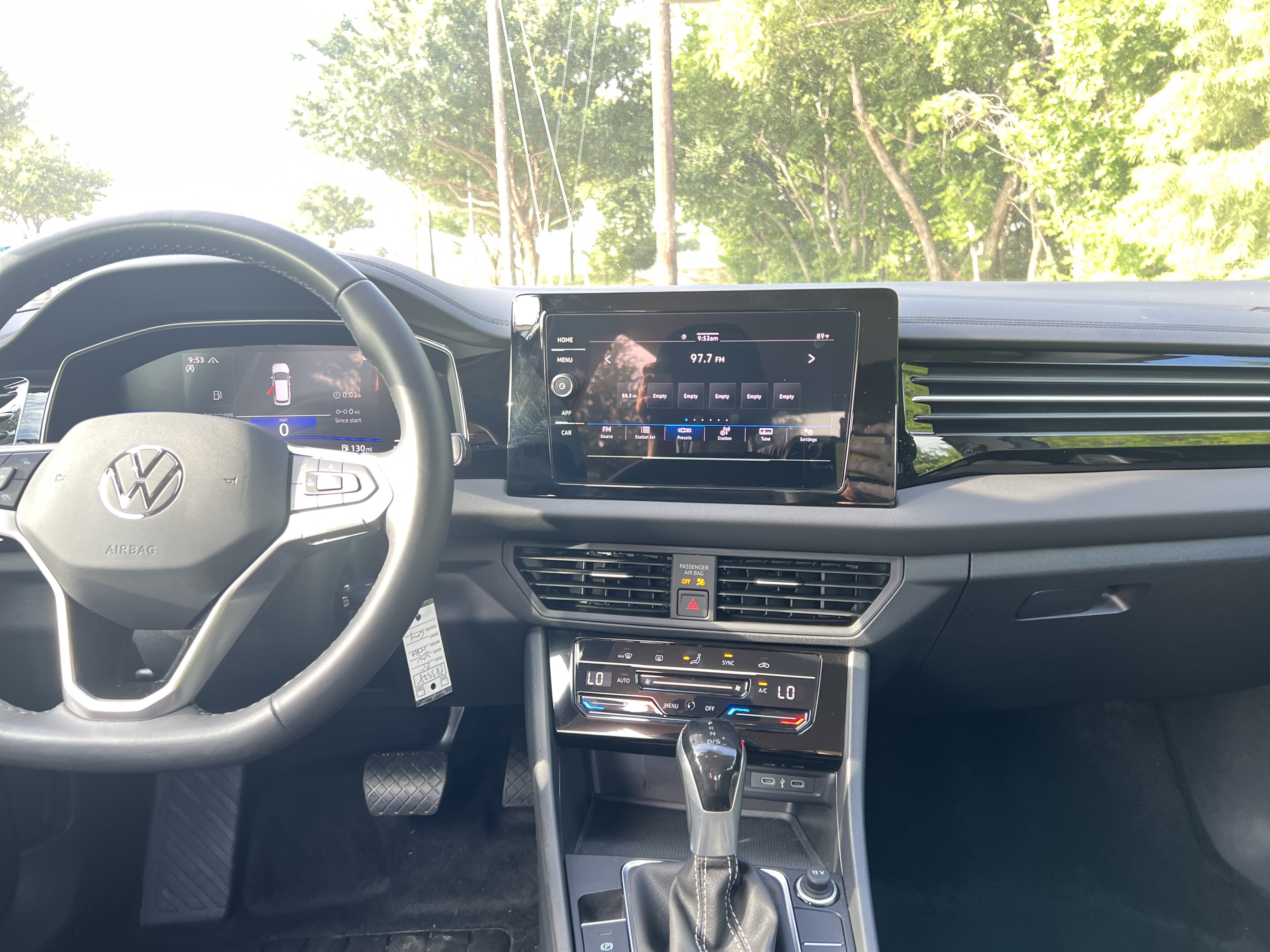Certified 2025 Volkswagen Jetta S FWD image 26