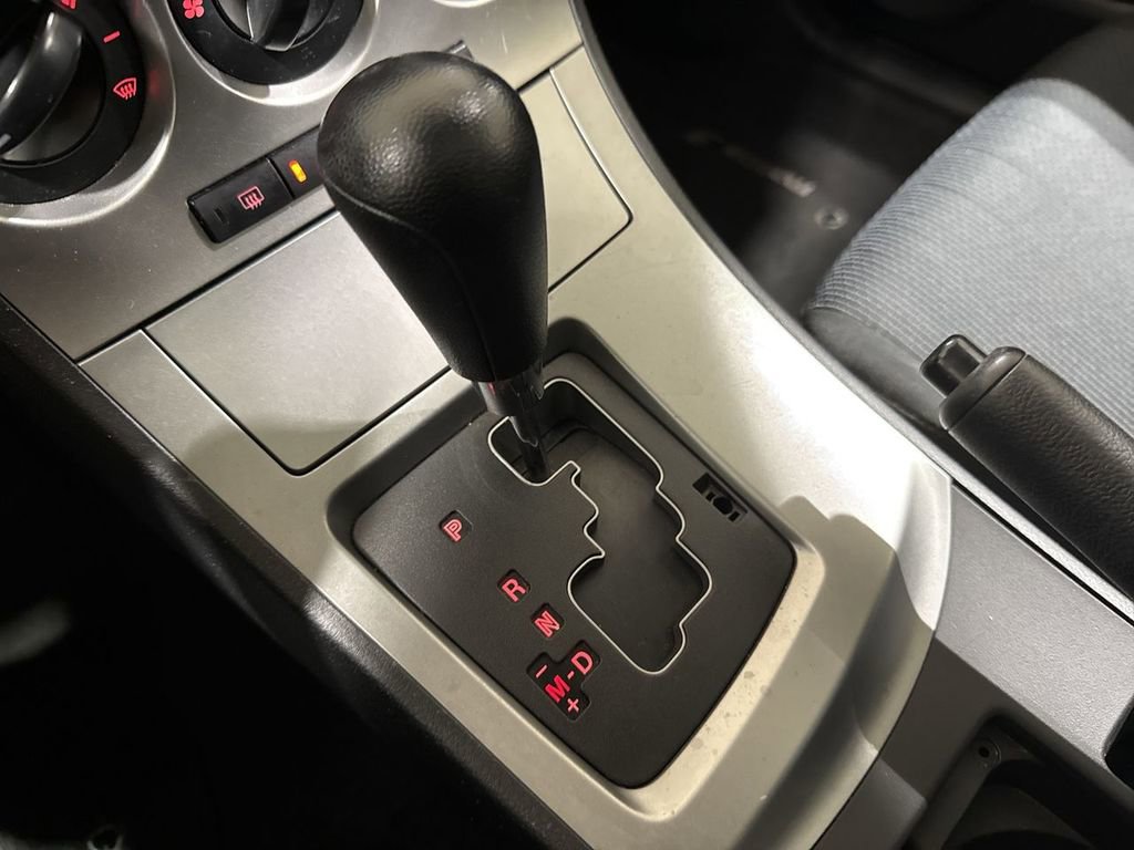 Used 2011 MAZDA MAZDA3 i Touring FWD image 16