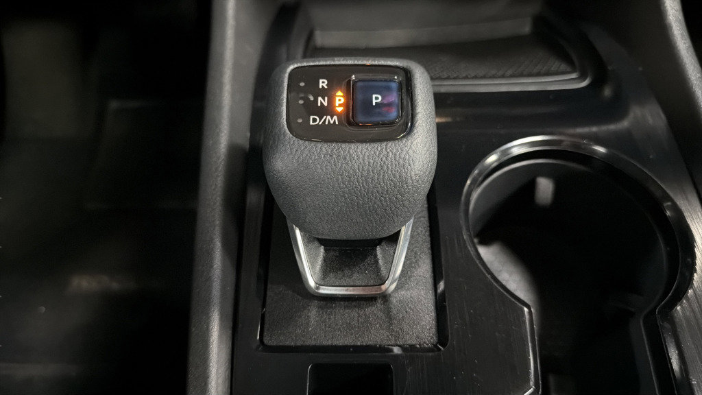Used 2021 Nissan Rogue SV w/ Premium Package FWD image 38