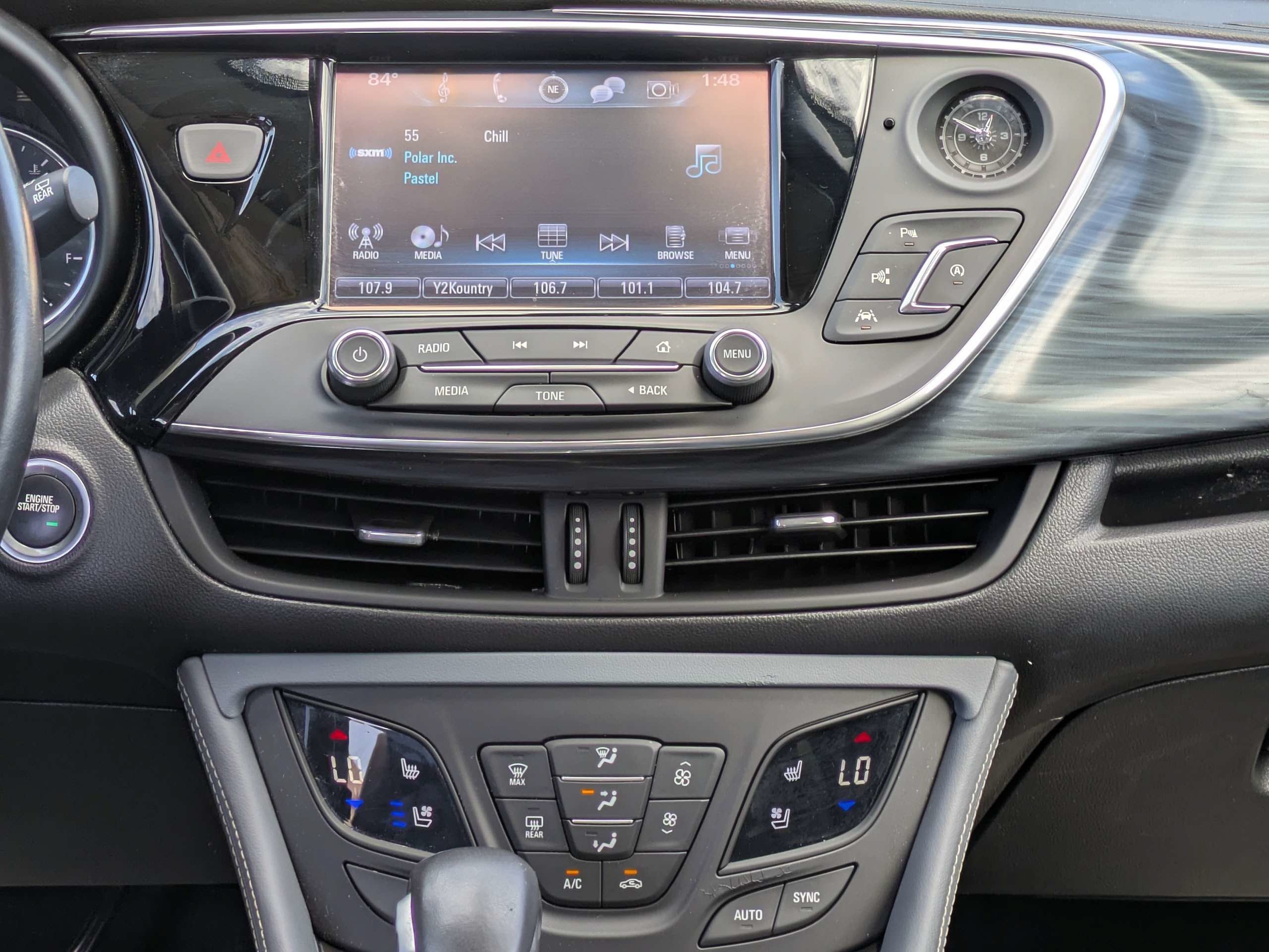 Used 2019 Buick Envision Premium w/ Driver Confidence Package AWD/4WD image 19