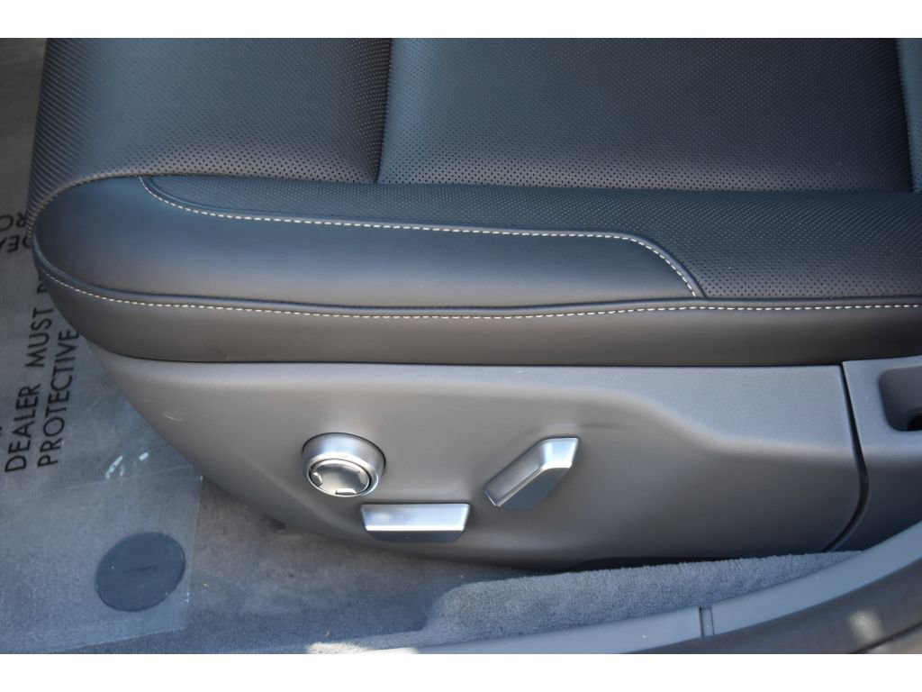 Used 2023 Lucid Air Pure image 35