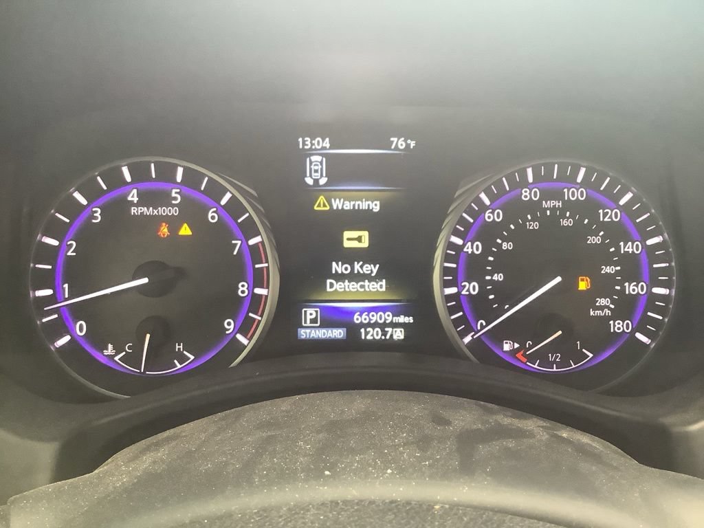 Used 2017 INFINITI Q60 Red Sport 400 AWD/4WD image 14