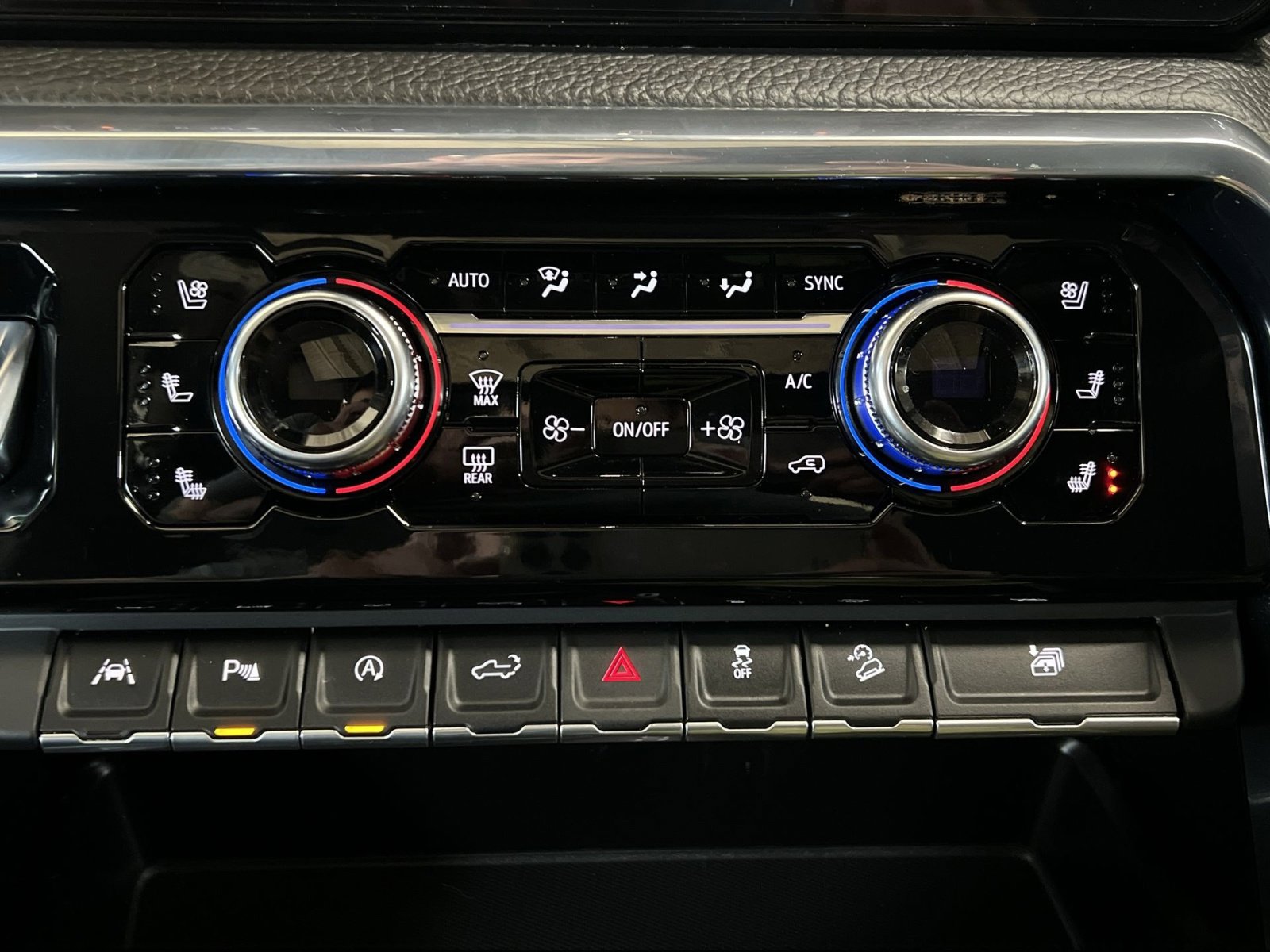 Used 2024 GMC Sierra 1500 Denali w/ Denali Reserve Package image 20