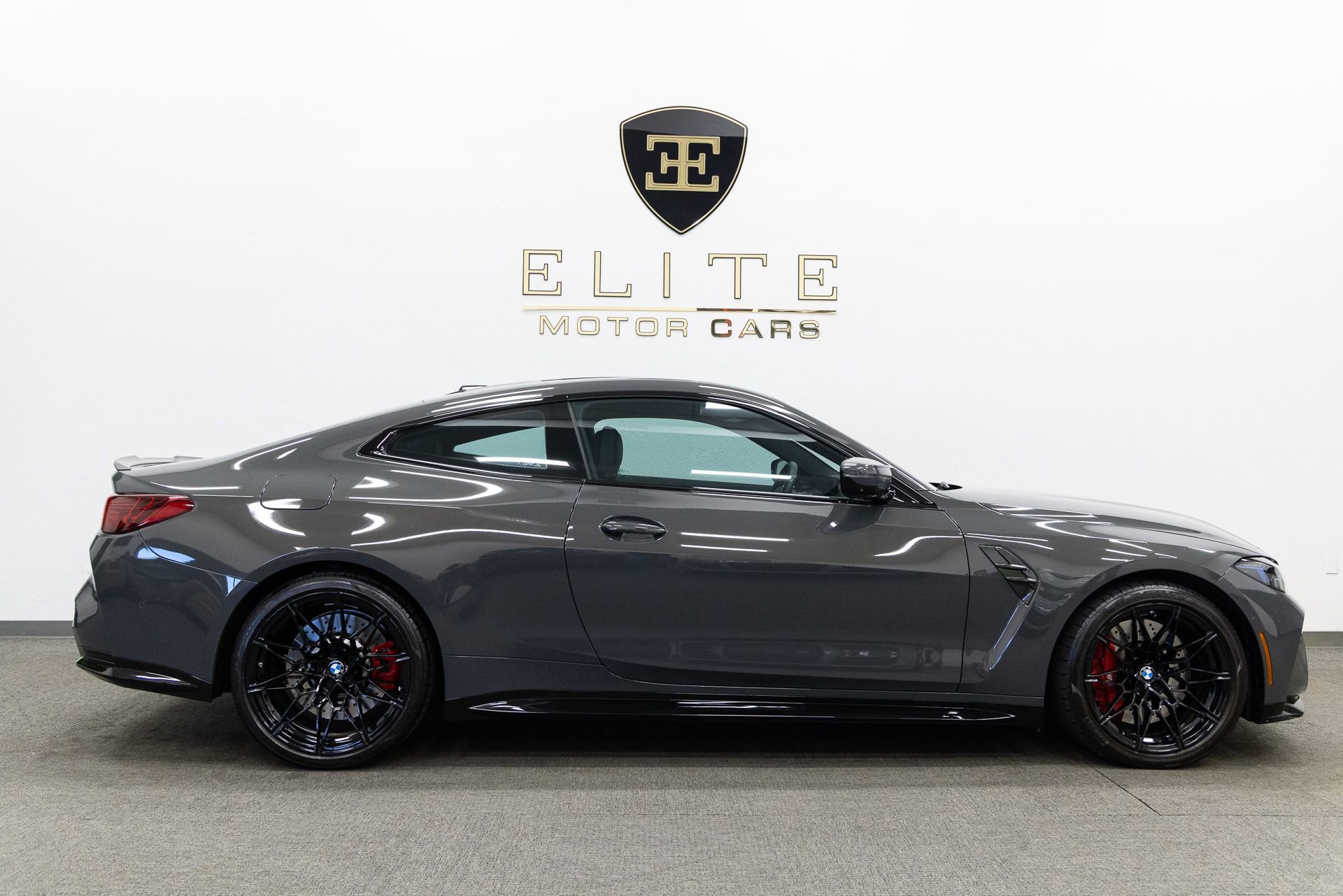 Used 2025 BMW M4 xDrive Competition image 10