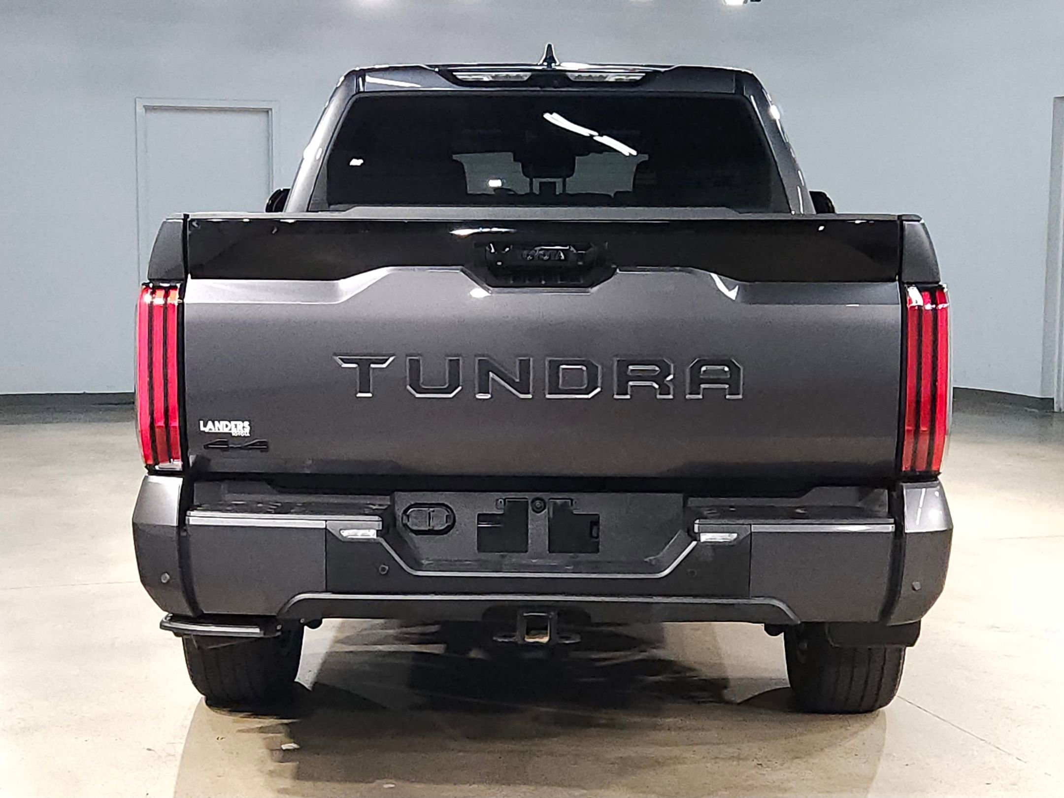 Used 2025 Toyota Tundra Platinum image 6