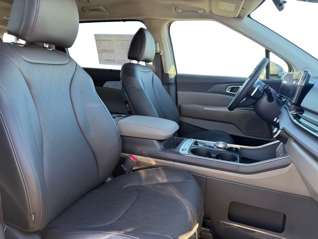 New 2026 Kia Carnival SX FWD image 15
