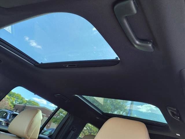 Used 2025 Hyundai Santa Fe Limited image 16