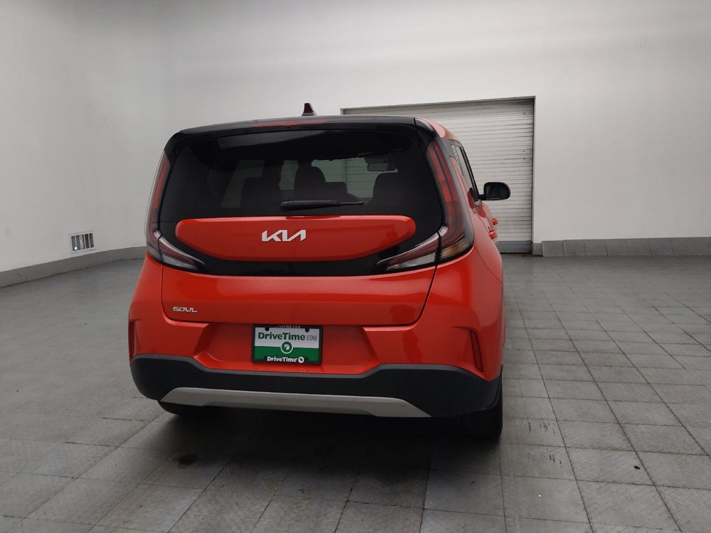 Used 2024 Kia Soul LX FWD image 7