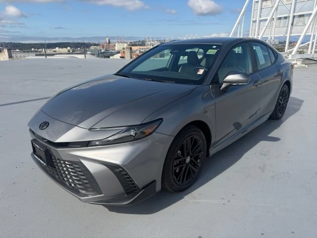 Used 2025 Toyota Camry SE AWD/4WD image 7