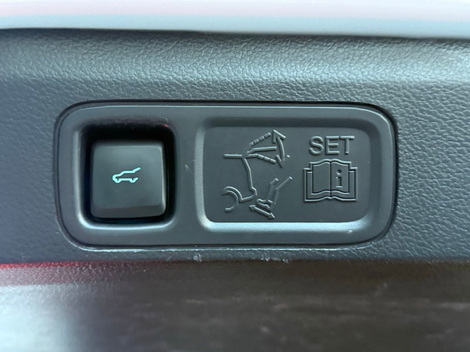 Used 2023 Ford Expedition Max Limited image 42