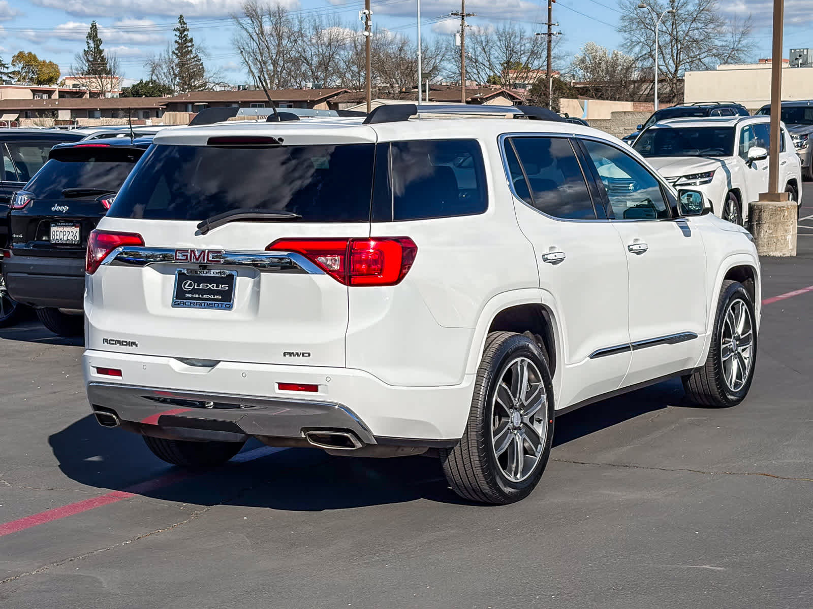 Used 2019 GMC Acadia Denali w/ Technology Package image 4