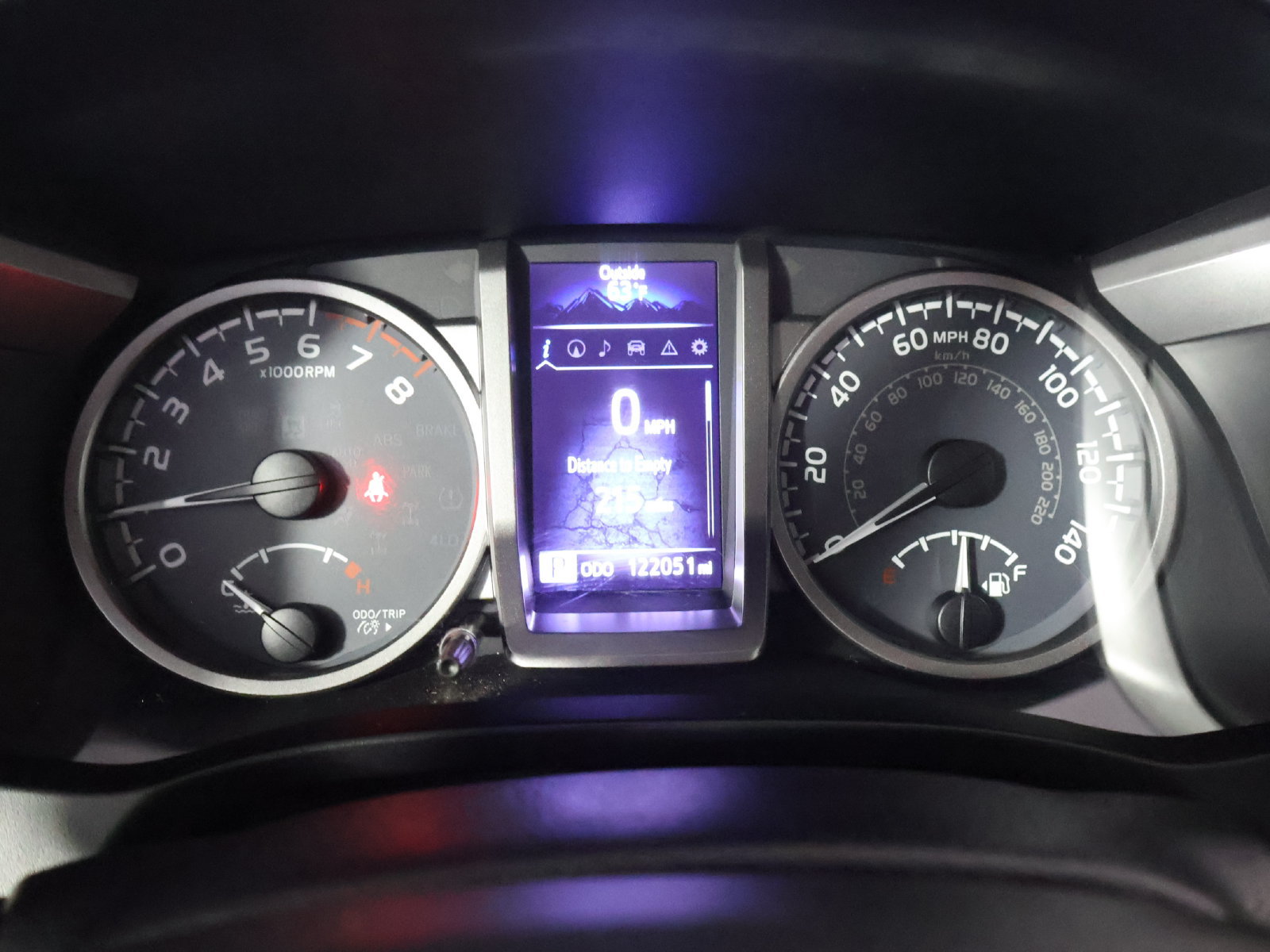 Used 2016 Toyota Tacoma Limited w/ Towing Package AWD/4WD image 40