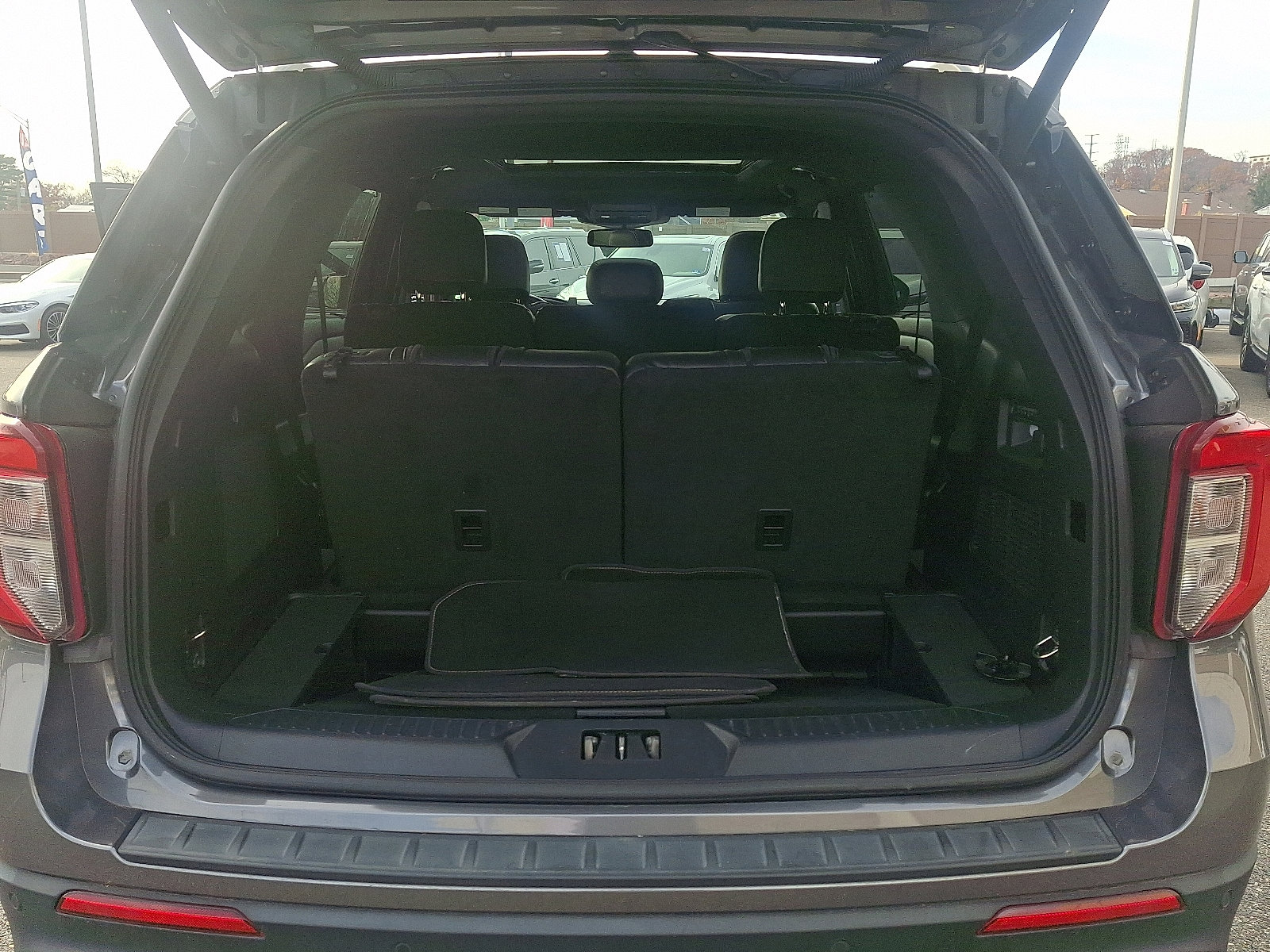 Certified 2022 Ford Explorer ST w/ Equipment Group 401A image 28