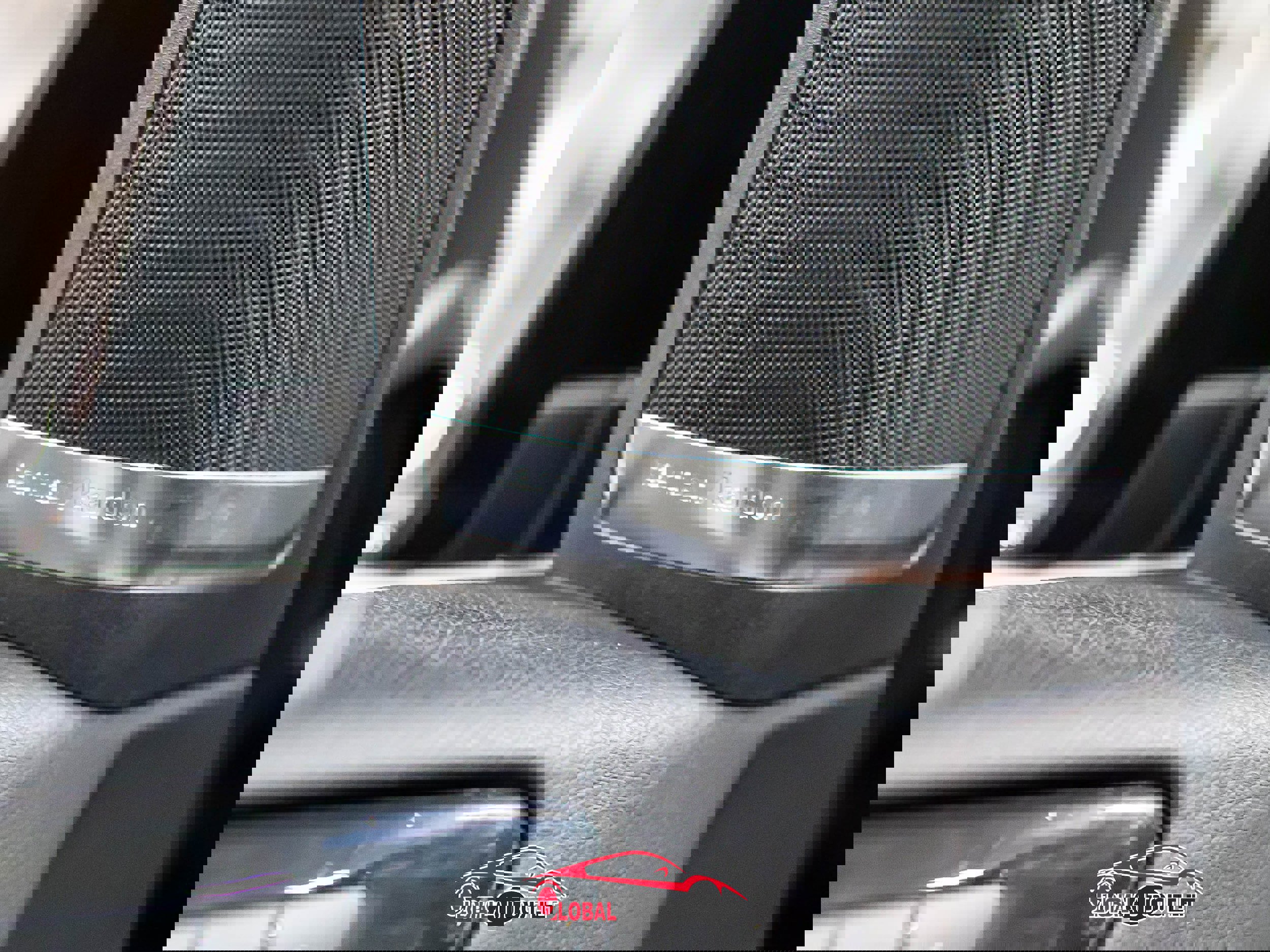 Used 2018 Mercedes-Benz GLS 550 4MATIC w/ Driver Assistance Package image 44