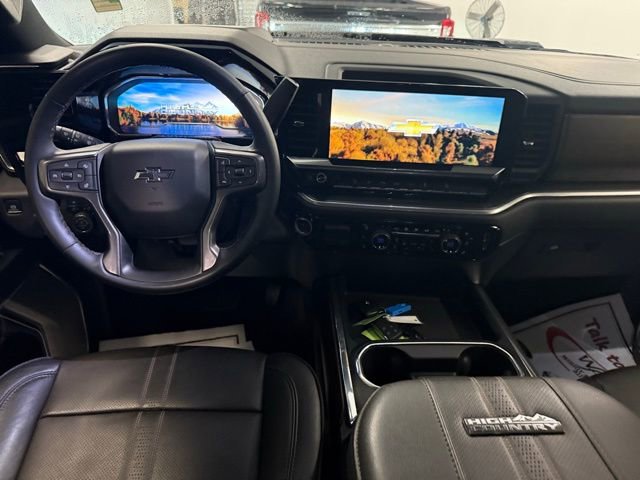 Used 2024 Chevrolet Silverado 2500 High Country w/ High Country Premium Package image 18