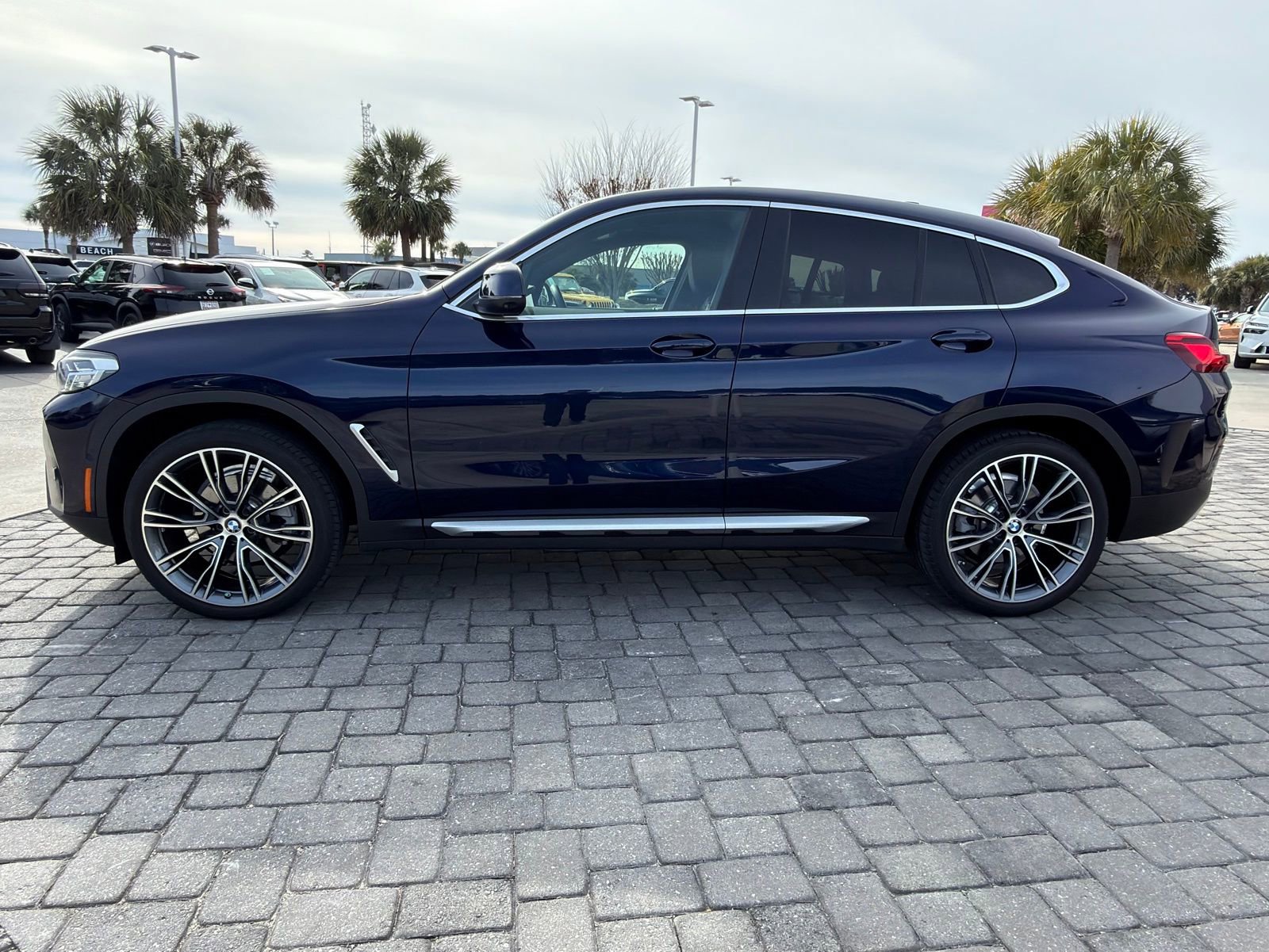 Certified 2023 BMW X4 xDrive30i w/ Parking Assistance Package image 12