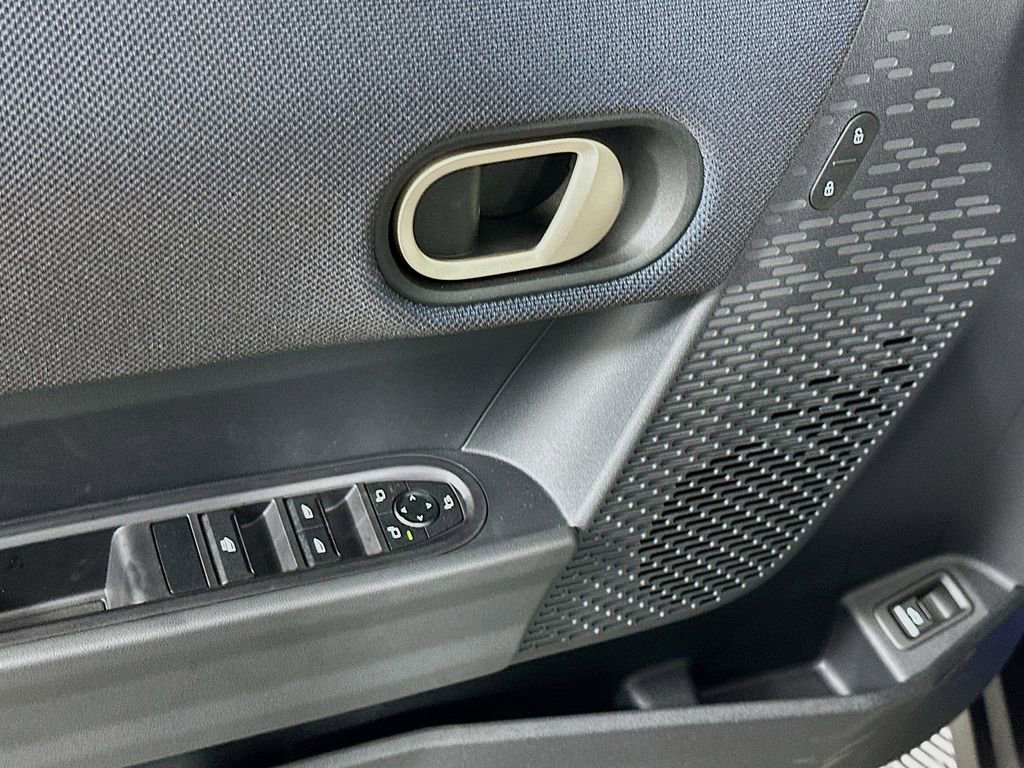Certified 2025 MINI Cooper S FWD image 19