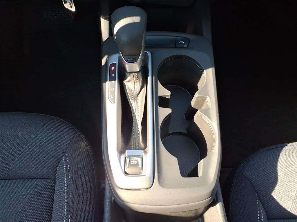 New 2026 Chevrolet Trax LS w/ LS Convenience Package FWD image 19