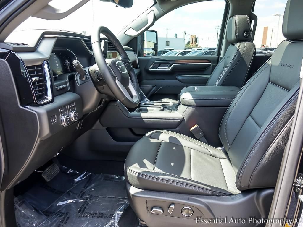 Used 2026 GMC Sierra 2500 Denali w/ Denali Reserve Package AWD/4WD image 10