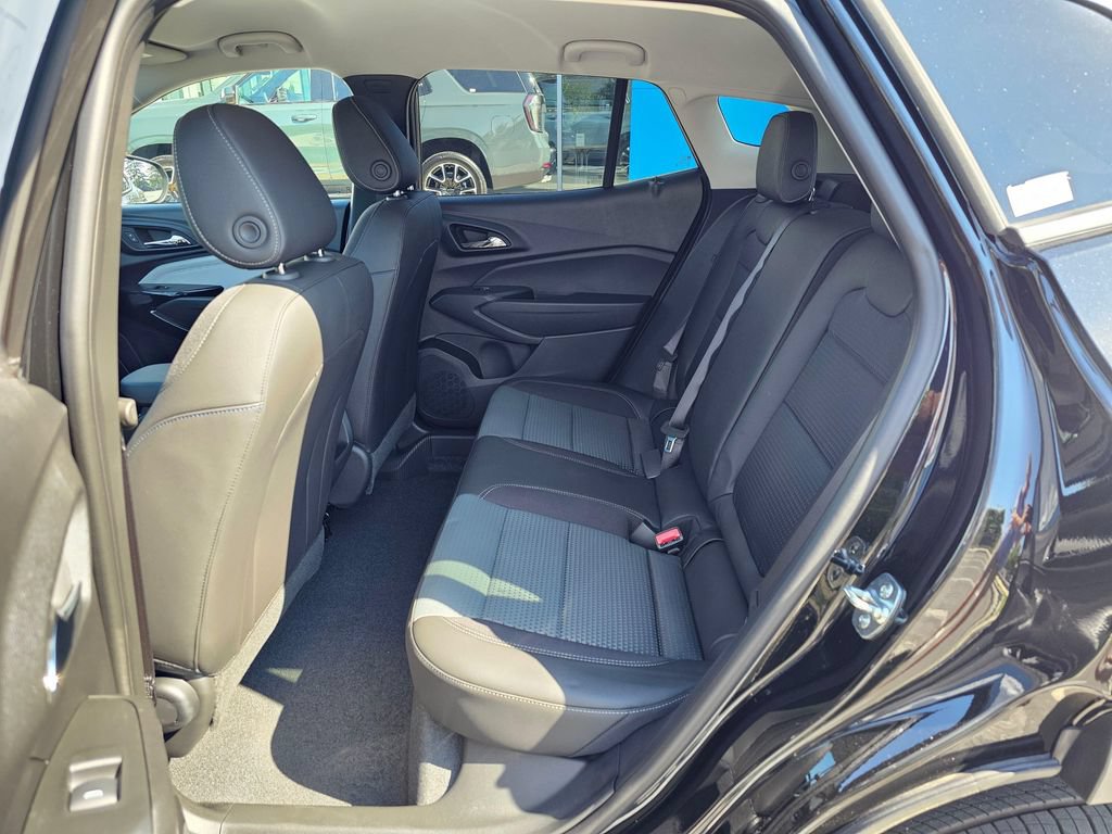 New 2026 Chevrolet Trax LT w/ Driver Confidence Package FWD image 16
