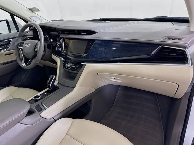 Used 2024 Cadillac XT6 Premium Luxury w/ Technology Package image 34