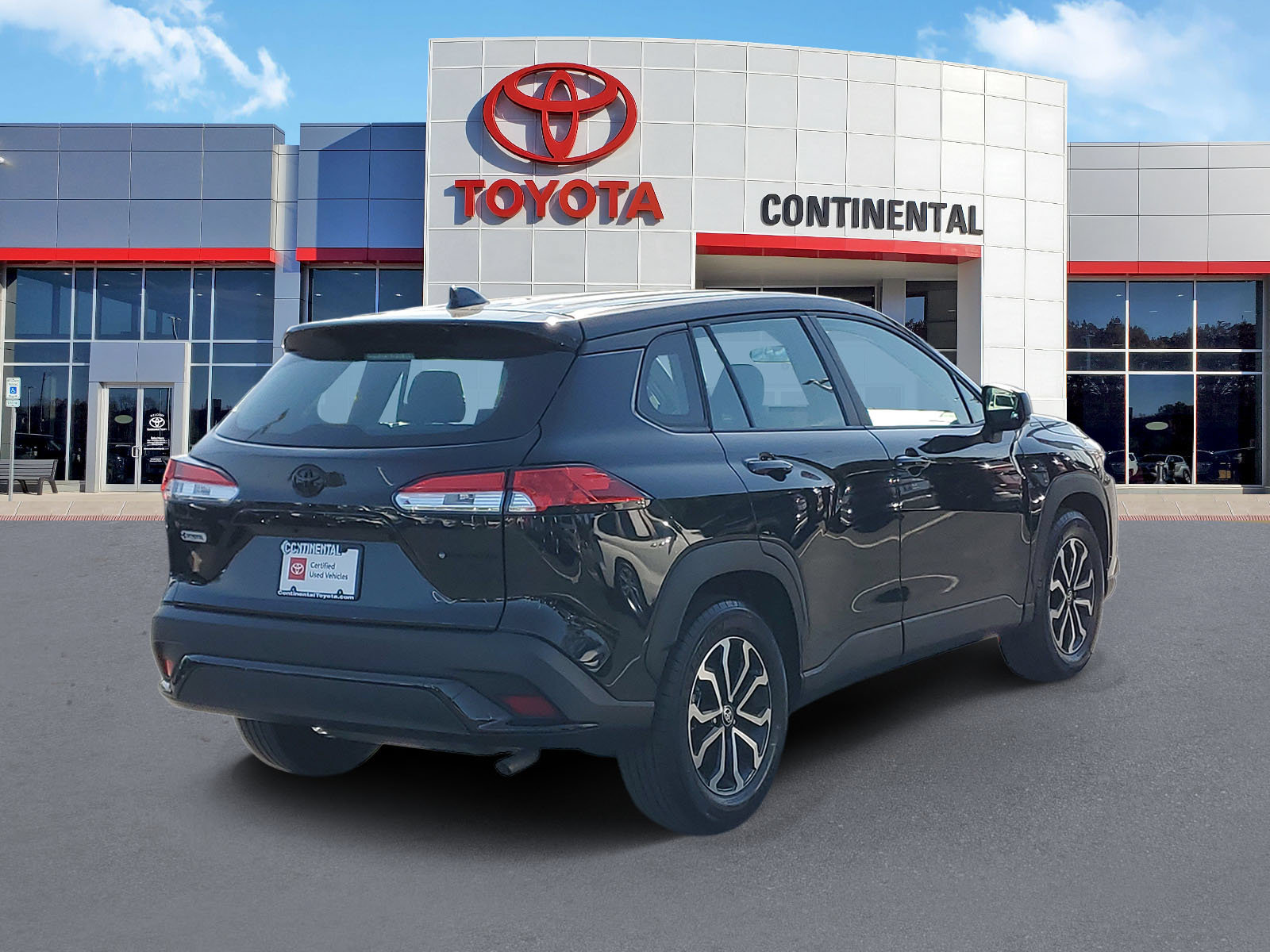 Certified 2025 Toyota Corolla Cross AWD Hybrid image 5