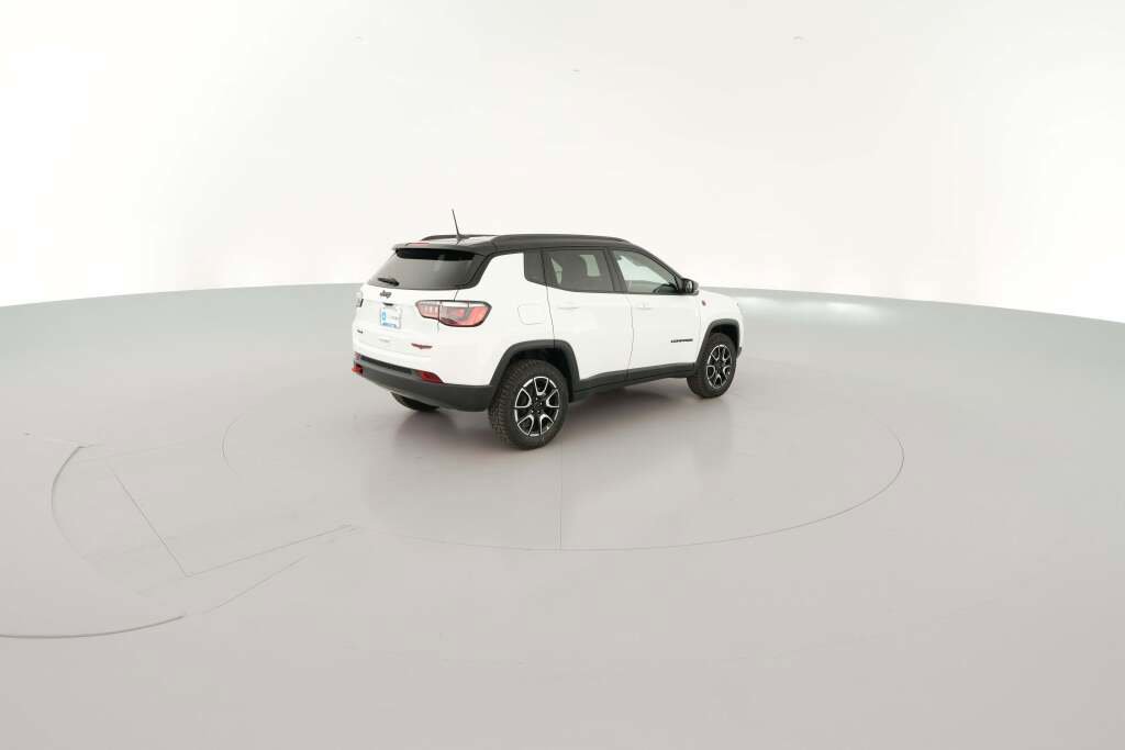 New 2026 Jeep Compass Trailhawk image 12