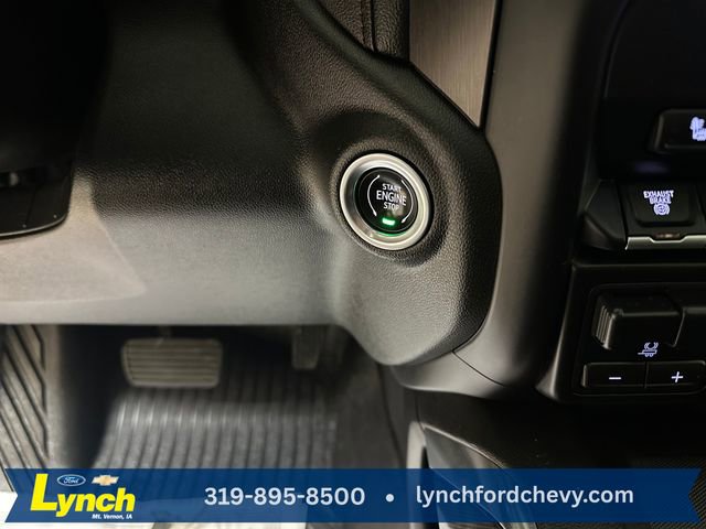 Used 2022 GMC Sierra 3500 AT4 w/ AT4 Premium Plus Package image 19