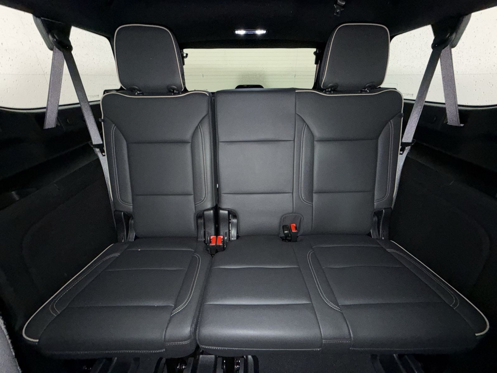 New 2026 Chevrolet Suburban Premier AWD/4WD image 26
