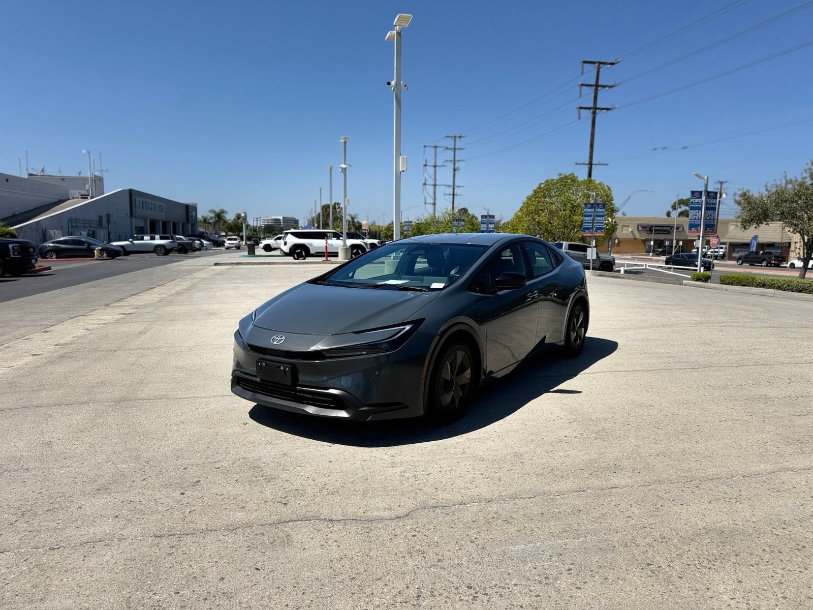 Used 2025 Toyota Prius LE