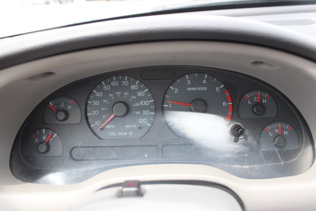 Used 2003 Ford Mustang Coupe RWD image 6