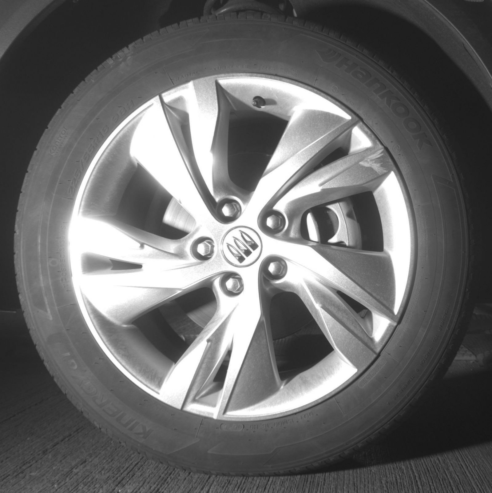 Used 2025 Buick Encore GX Preferred AWD/4WD image 15