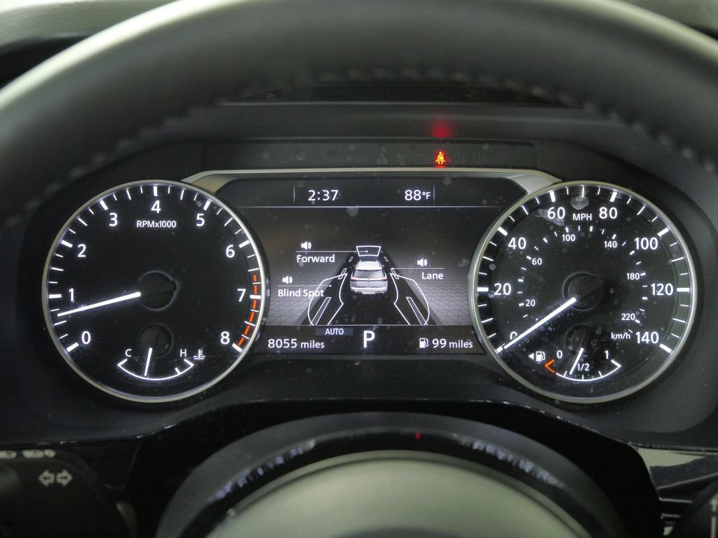 Used 2025 Nissan Pathfinder SL AWD/4WD image 27