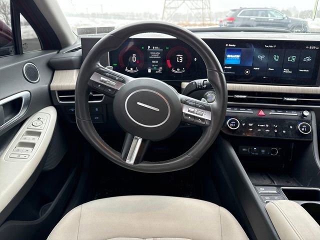 Used 2025 Hyundai Sonata SEL image 16