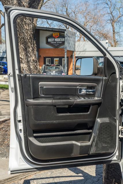 Used 2018 RAM 2500 Laramie w/ Sport Appearance Group AWD/4WD image 17