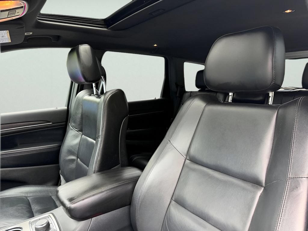 Used 2018 Jeep Grand Cherokee Limited AWD/4WD image 35