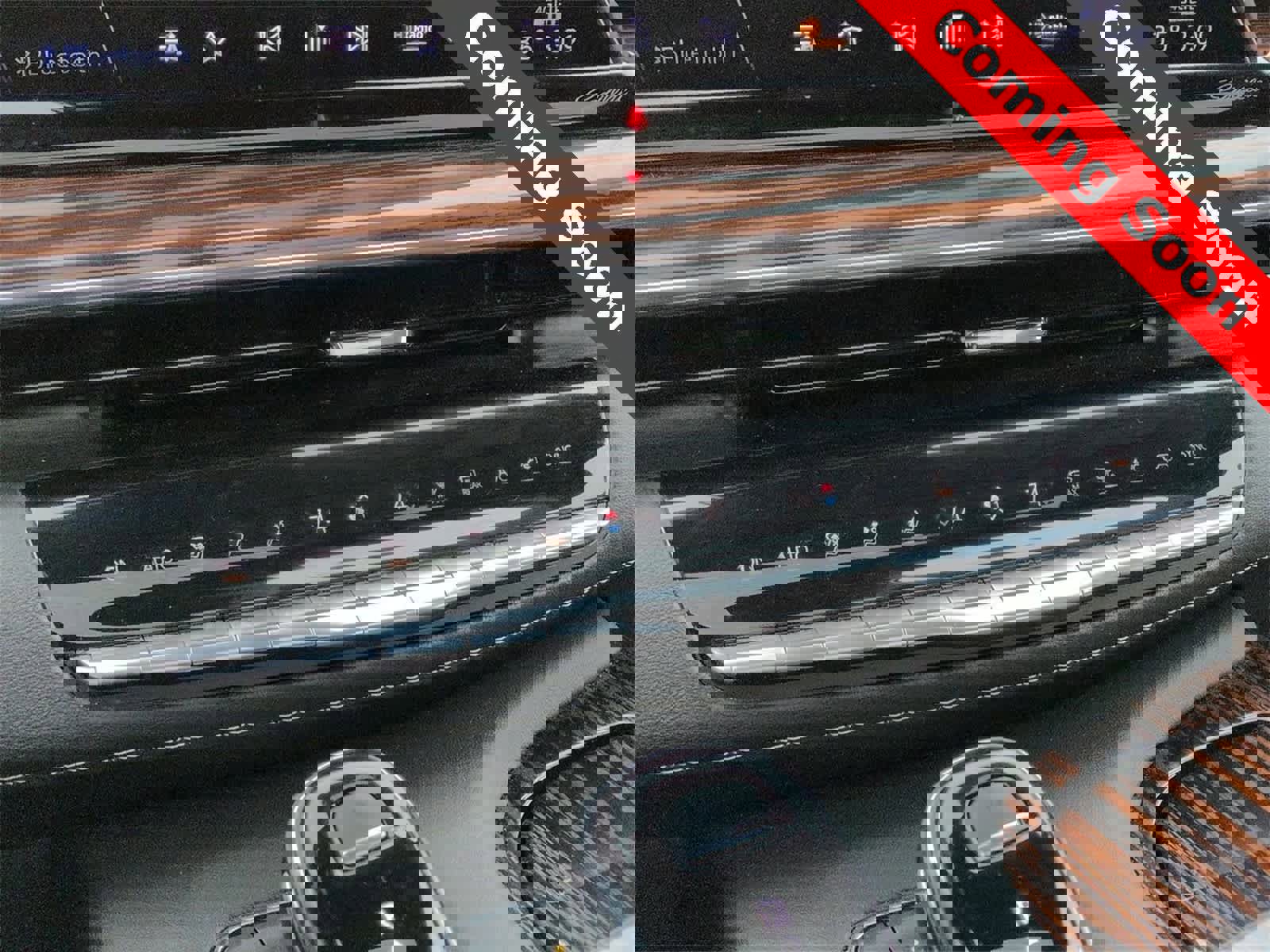 Used 2023 Cadillac Escalade Premium Luxury image 31